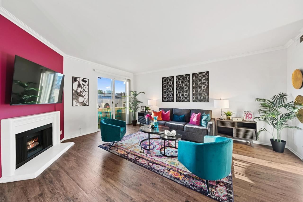 Beverly Hills Chic 2 Bed 2Bath With Patio And Parking 309 Los Angeles Esterno foto