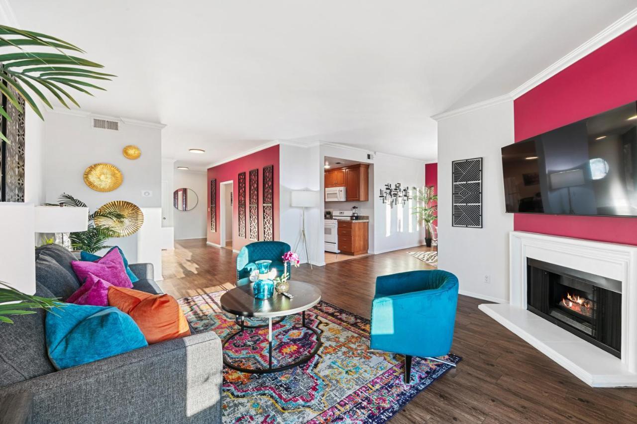 Beverly Hills Chic 2 Bed 2Bath With Patio And Parking 309 Los Angeles Esterno foto