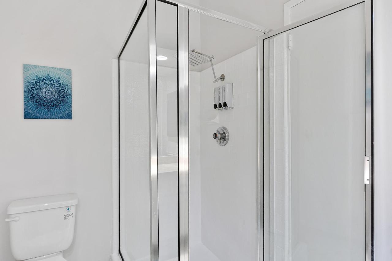 Beverly Hills Chic 2 Bed 2Bath With Patio And Parking 309 Los Angeles Esterno foto
